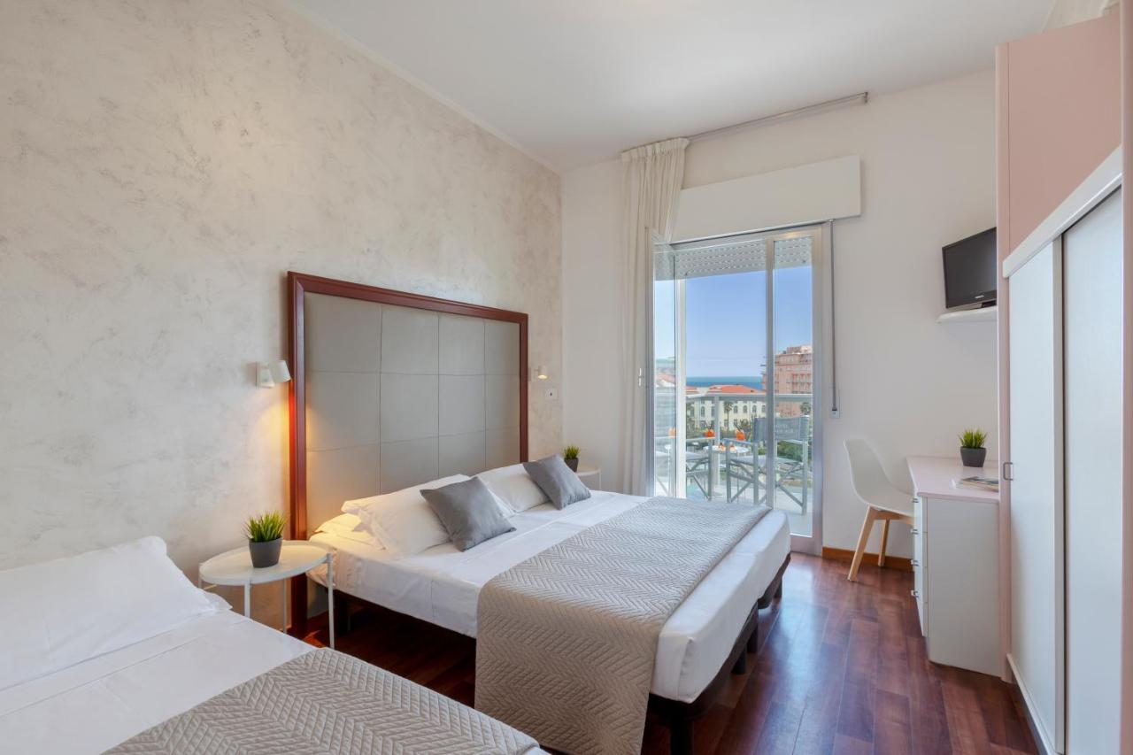 Hotel Imperiale Cattolica Bagian luar foto